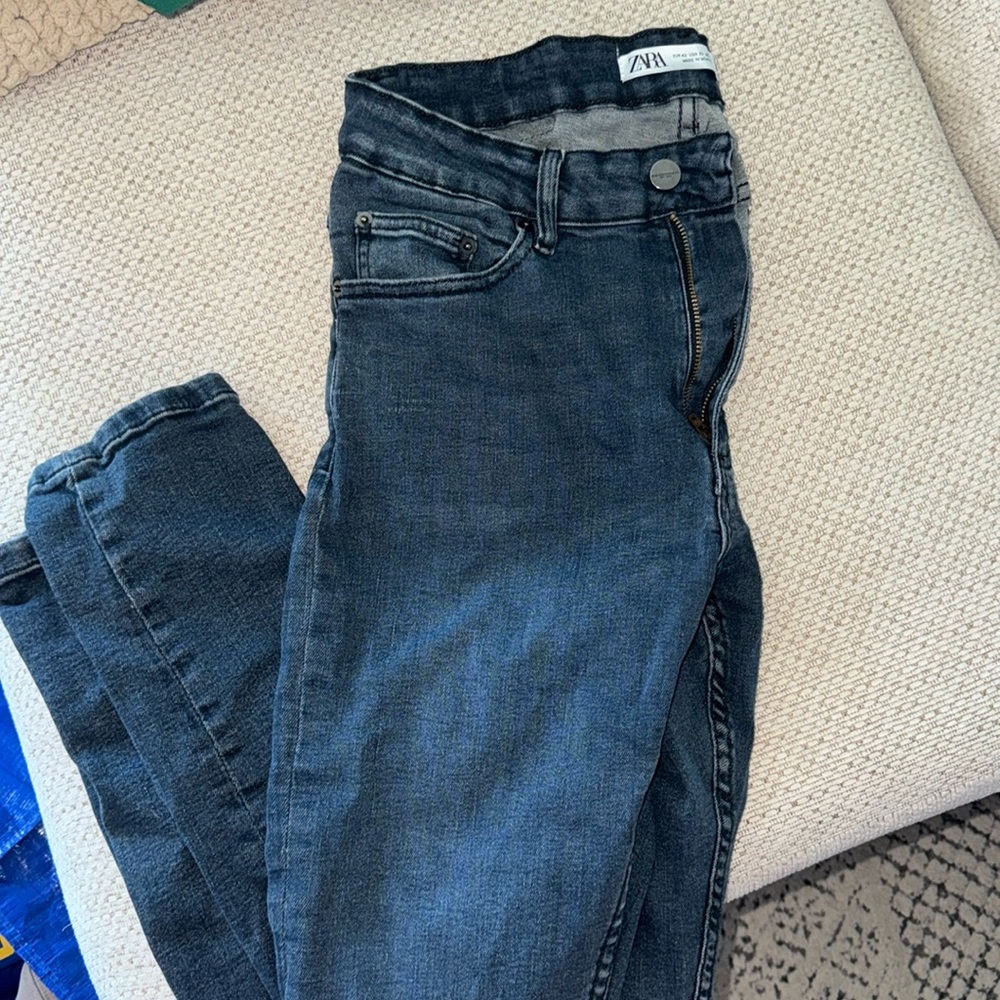 Zara Men’s Slim Fit Jeans